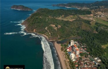 The Beachfront La Flor gated community in Jaco.