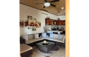 Beach house in Condominio Coral Jaco