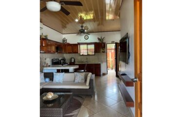 Beach house in Condominio Coral Jaco