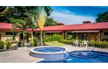 BEAUTIFUL HOTEL IN THE HEART OF JACO VILLA CREOLE