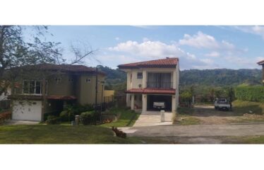 Beautiful property in Las Lomas de Herradura