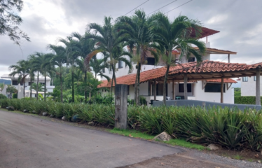 LOT OF LAND IN PRIVATE RESIDENTIAL IN PLAYA HERMOSA