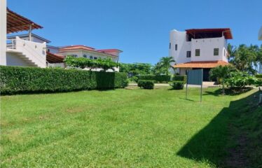 LOT OF LAND IN PRIVATE RESIDENTIAL IN PLAYA HERMOSA