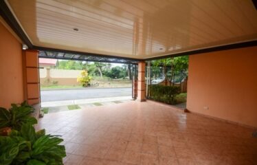 Beautiful House for Sale in Jaco