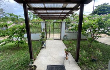 !!Home For Sale in Playa Jaco, with Mountain Views!!