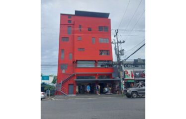 EDIFICIO DE 5 PISOS EN EL CENTRO DE JACO