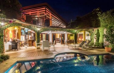 SPECTACULAR LUXURY HOUSE IN JACO BEACH